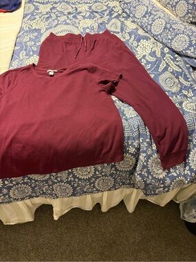 Victoria's Secret Ribbed Lounge Top and bottom in Burgundy